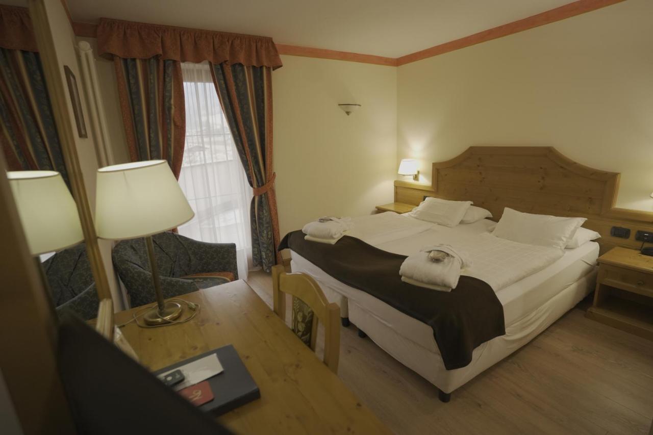 Hotel Al Parco Моена Екстер'єр фото