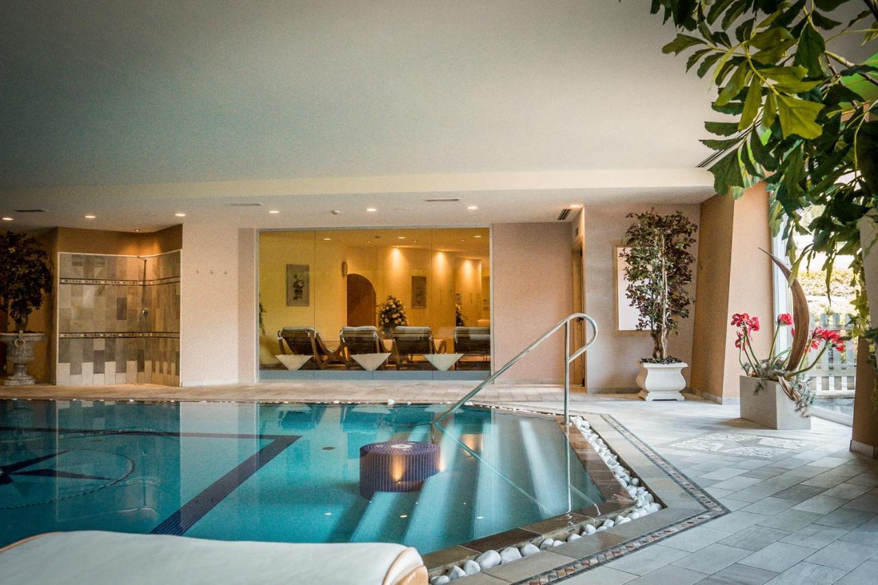 Hotel Al Parco Моена Екстер'єр фото