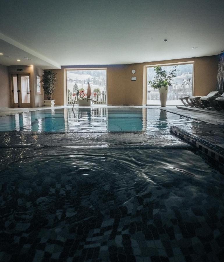 Hotel Al Parco Моена Екстер'єр фото